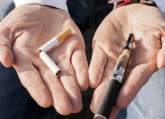 电子烟和普通香烟哪个危害更大一些？